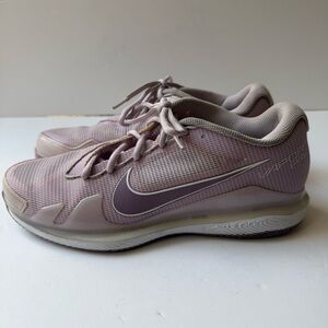 Nike Purple Women’s Court Air Zoom Vapor Pro HC Shows Size 9.5 EUC